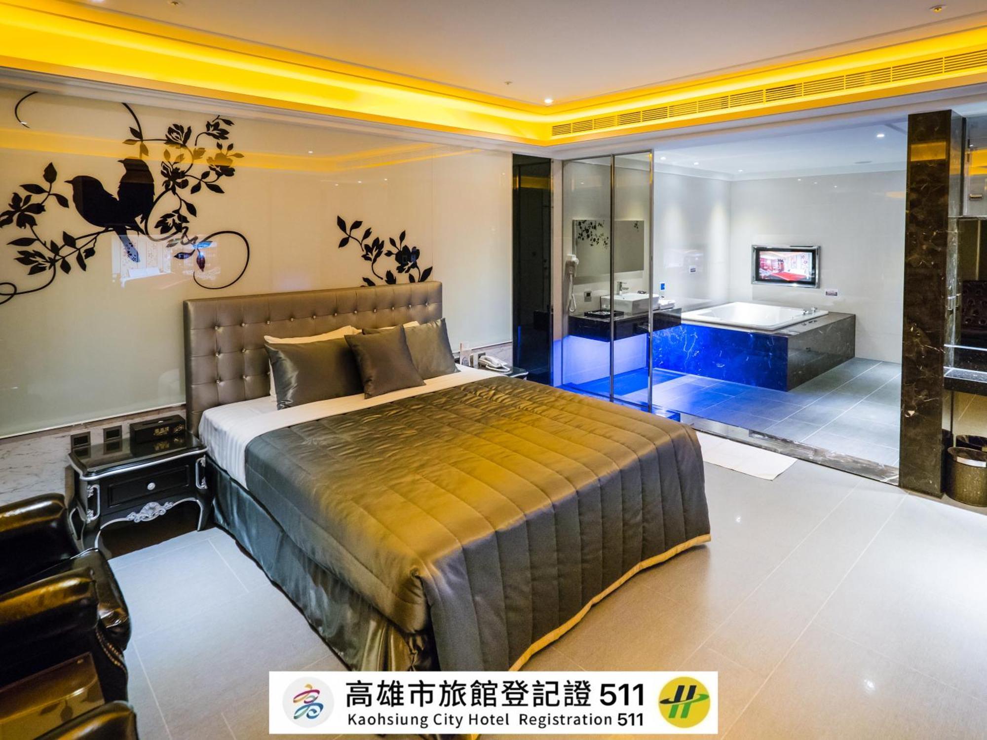 薇風情汽車旅館 - 鳳山館 Kaohsiung Luaran gambar